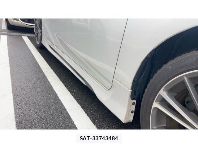 Toyota PRIUS 2021-08 8355366-8