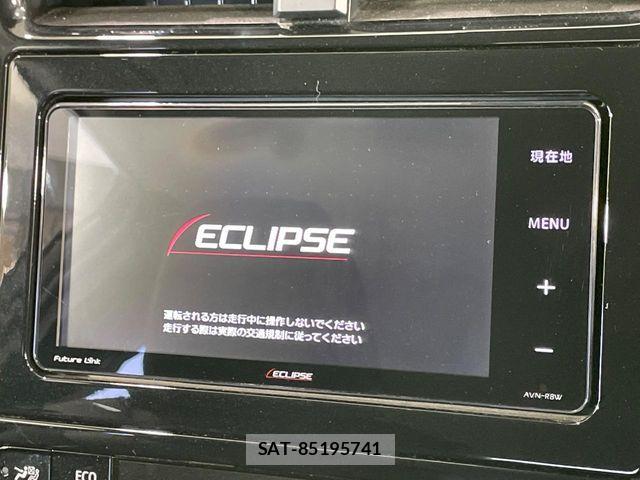 Toyota PRIUS 2018-10 8355372-4
