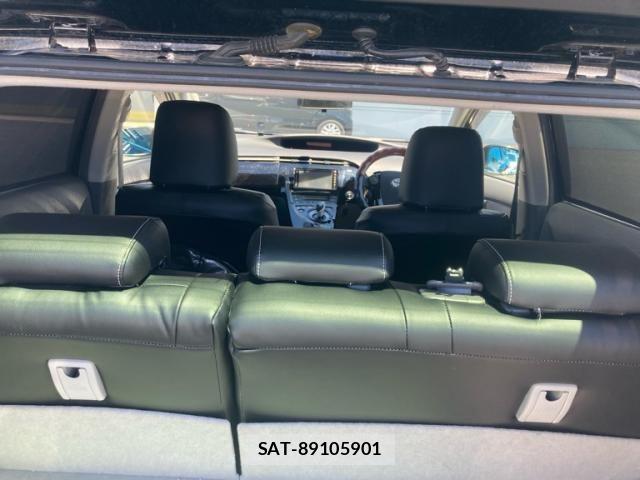 Toyota PRIUS 2010-02 8355402-12