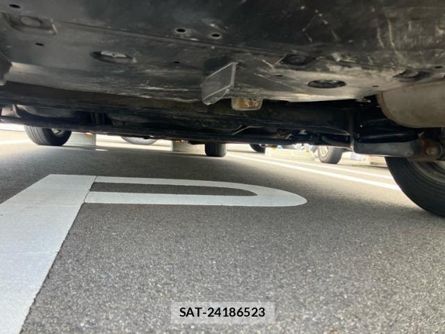 Toyota PRIUS 2012-06 8355403-11