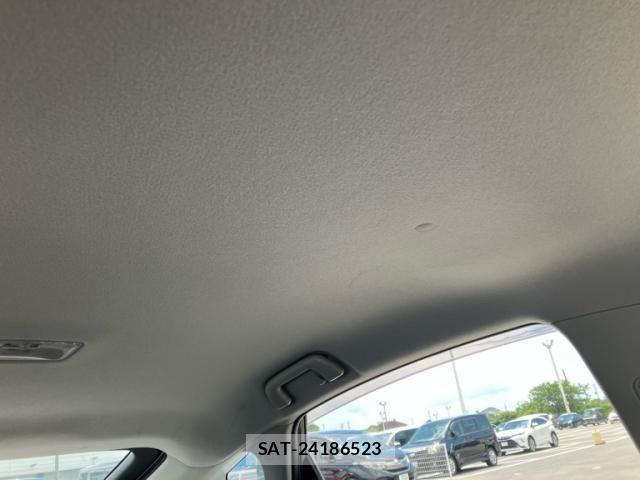 Toyota PRIUS 2012-06 8355403-26