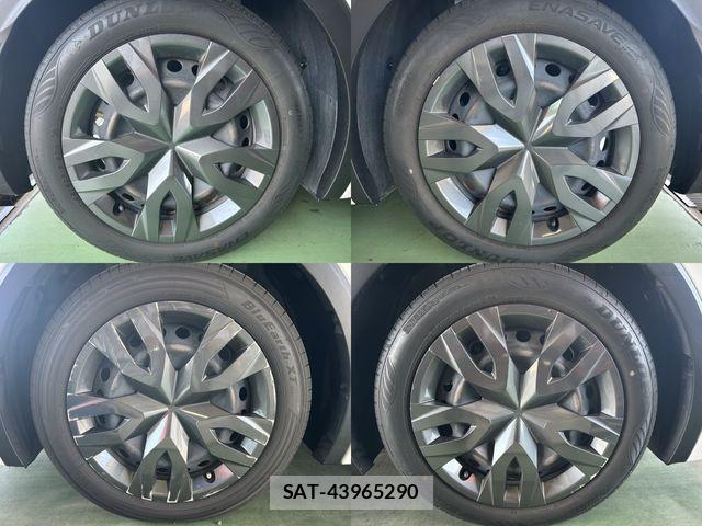 Toyota PRIUS 2023-11 8355361-26