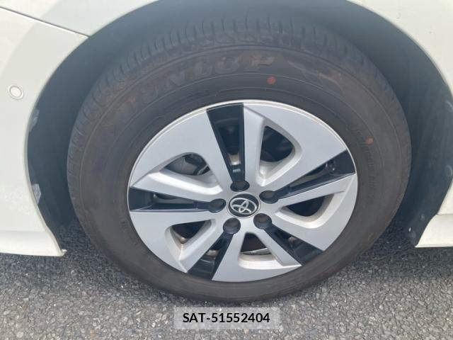 Toyota PRIUS 2016-07 8355375-8