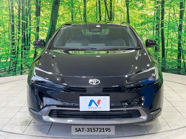 Toyota PRIUS 2024-08 8355357-13