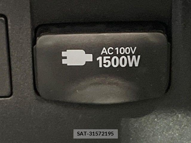 Toyota PRIUS 2024-08 8355357-6