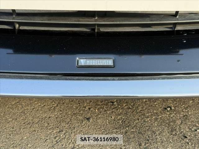 Toyota PRIUS 2017-04 8355384-2