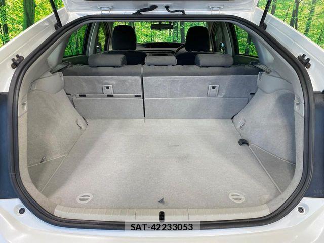 Toyota PRIUS 2011-10 8355391-9