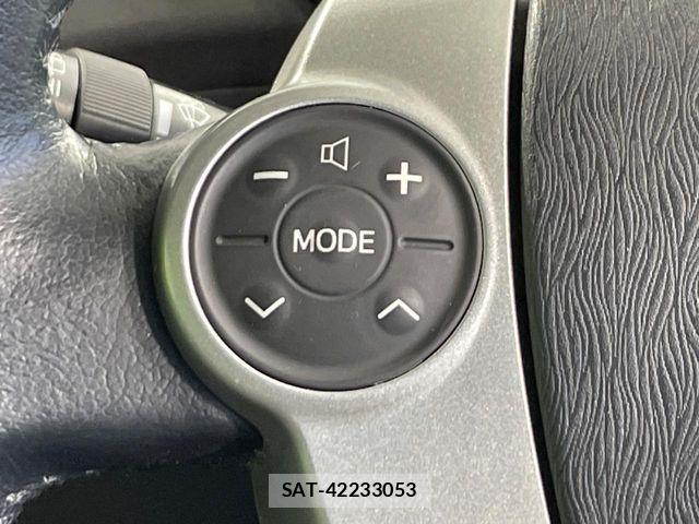 Toyota PRIUS 2011-10 8355391-4