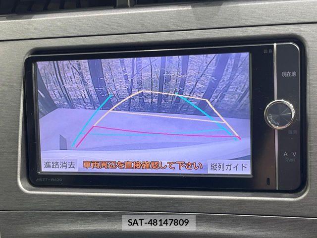 Toyota PRIUS 2013-07 8355390-3