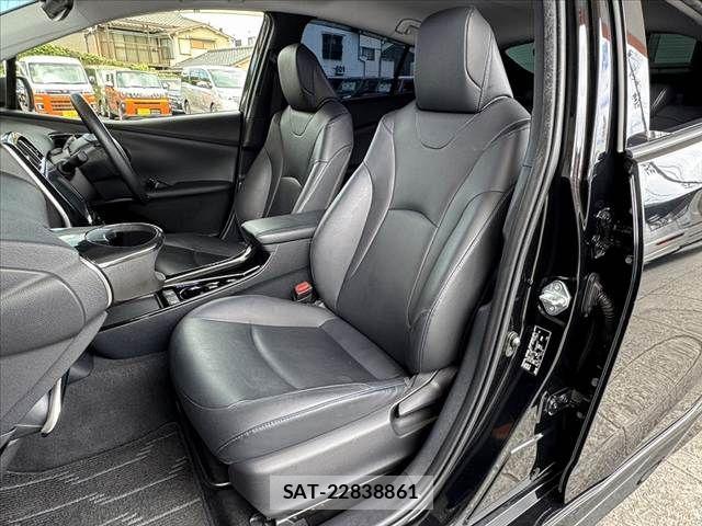 Toyota PRIUS 2020-03 8355369-17