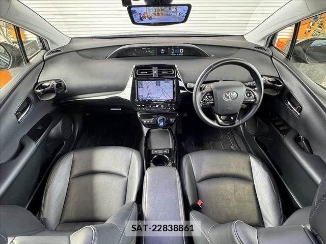 Toyota PRIUS 2020-03 8355369-1