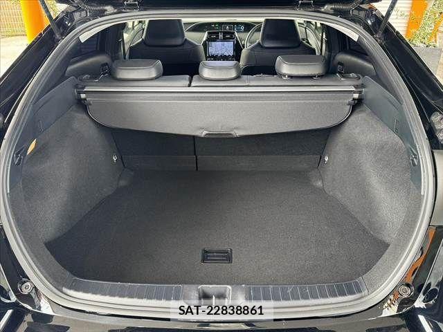 Toyota PRIUS 2020-03 8355369-19