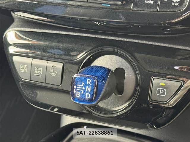 Toyota PRIUS 2020-03 8355369-23
