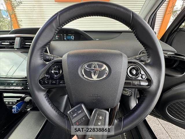 Toyota PRIUS 2020-03 8355369-6
