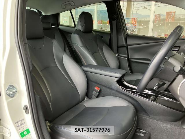 Toyota PRIUS 2020-03 8355356-19