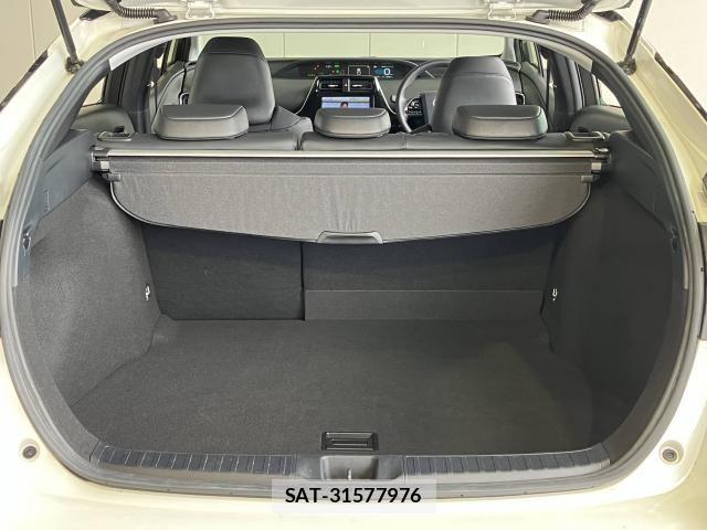 Toyota PRIUS 2020-03 8355356-21