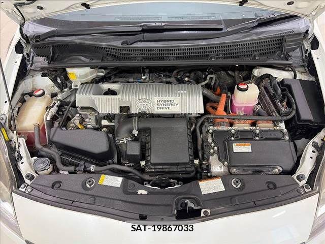 Toyota PRIUS 2015-09 8355389-28