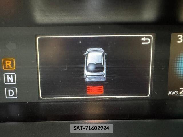 Toyota PRIUS 2018-03 8355376-13