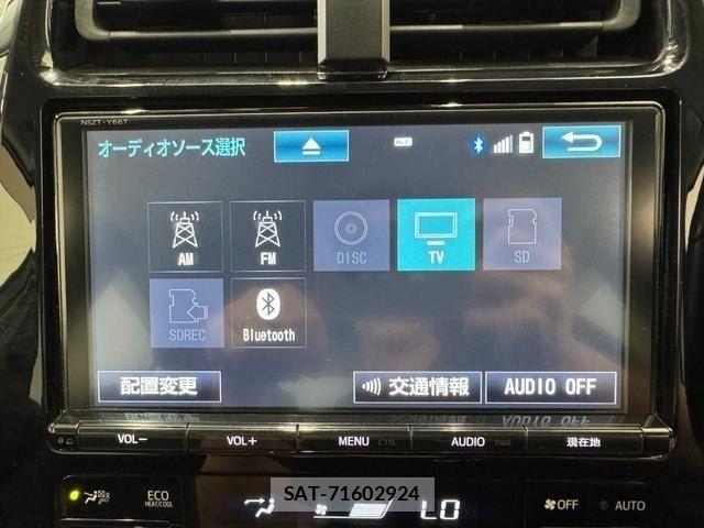Toyota PRIUS 2018-03 8355376-20