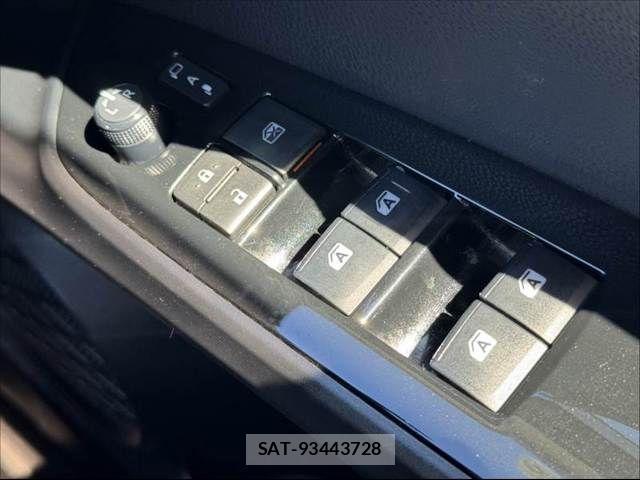 Toyota PRIUS 2017-09 8355385-26