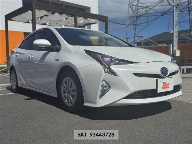 Toyota PRIUS 2017-09 8355385-7