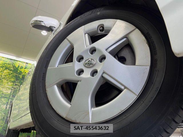 Toyota PRIUS 2010-10 8355395-14