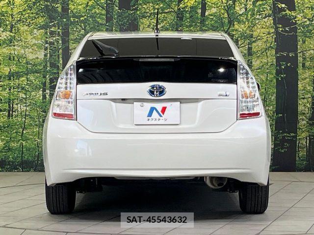 Toyota PRIUS 2010-10 8355395-16