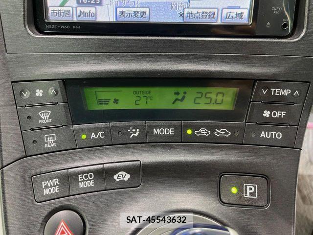 Toyota PRIUS 2010-10 8355395-6