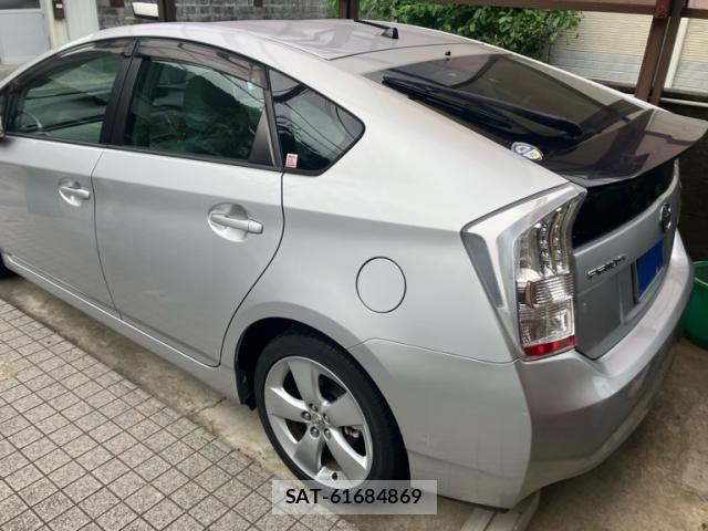 Toyota PRIUS 2011-08 8355398-7