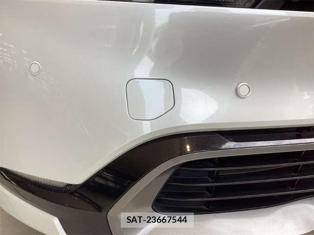 Toyota PRIUS 2023-07 8368129-12