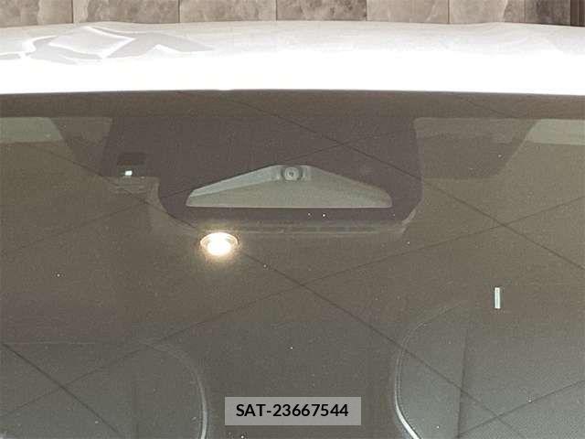Toyota PRIUS 2023-07 8368129-14