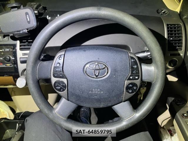 Toyota PRIUS 2004-09 8368187-15