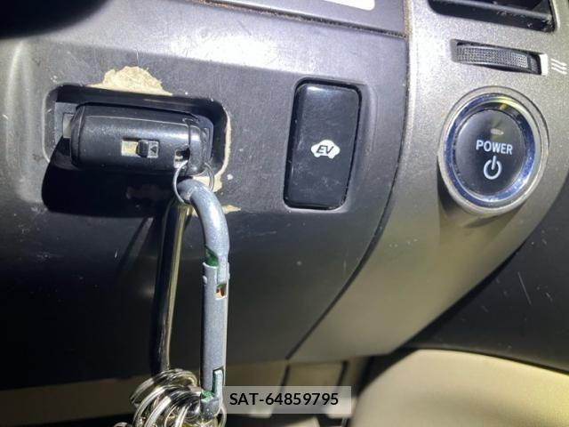 Toyota PRIUS 2004-09 8368187-18