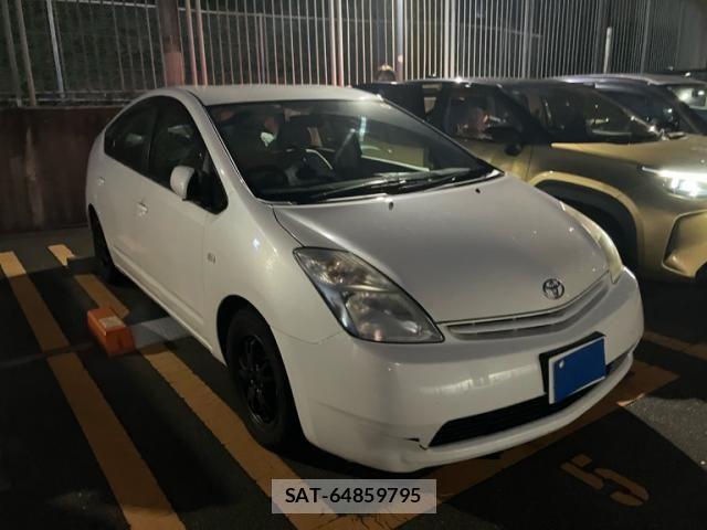 Toyota PRIUS 2004-09 8368187-1