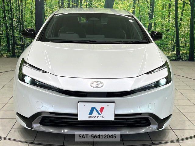 Toyota PRIUS 2023-09 8368132-13