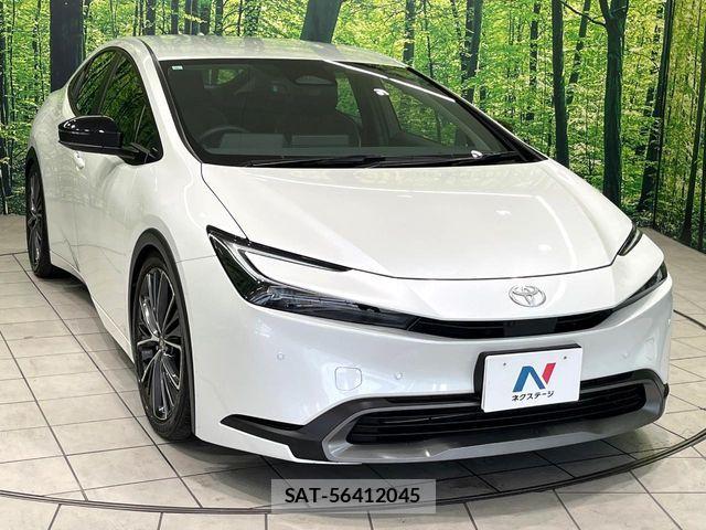 Toyota PRIUS 2023-09 8368132-15