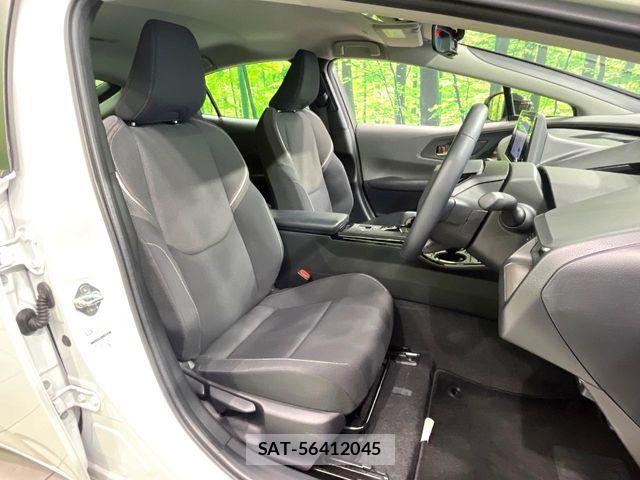 Toyota PRIUS 2023-09 8368132-7