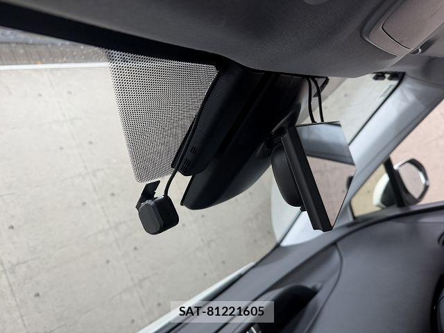 Toyota PRIUS 2019-05 8368153-18