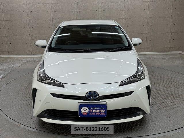 Toyota PRIUS 2019-05 8368153-3