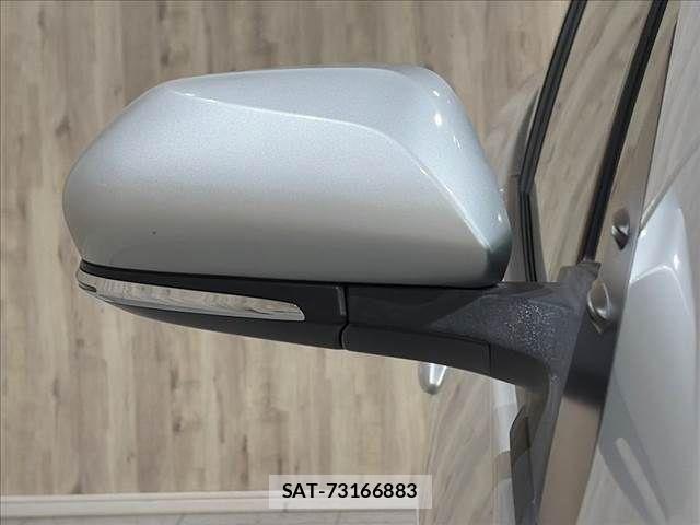 Toyota PRIUS 2016-06 8368168-26