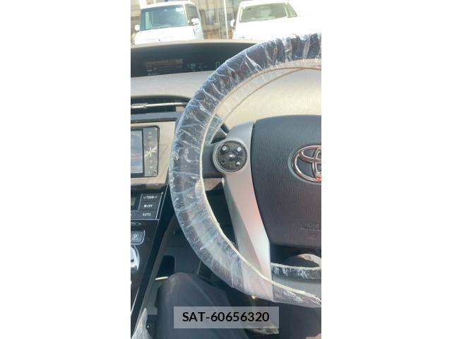Toyota PRIUS 2010-10 8368210-9