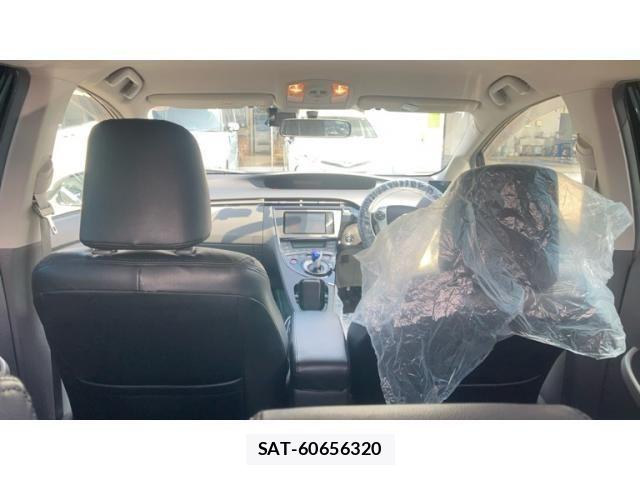 Toyota PRIUS 2010-10 8368210-18