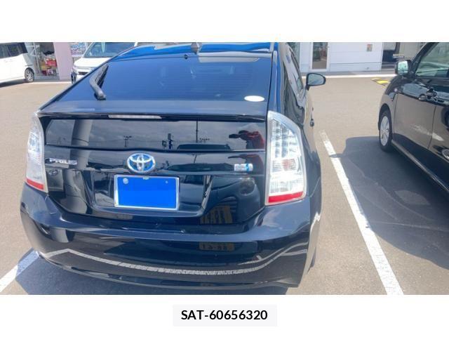 Toyota PRIUS 2010-10 8368210-4