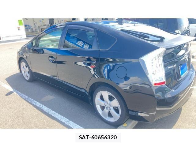 Toyota PRIUS 2010-10 8368210-6