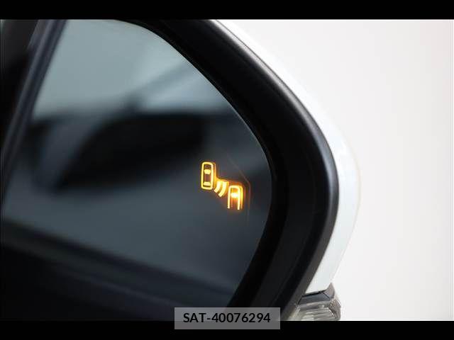 Toyota PRIUS 2019-08 8368158-7