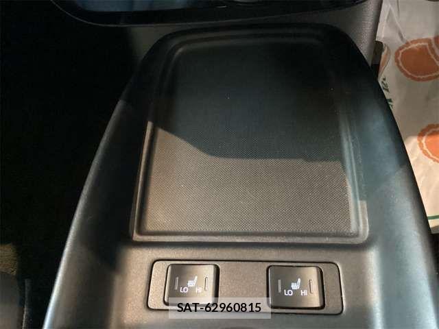 Toyota PRIUS 2021-07 8368138-13