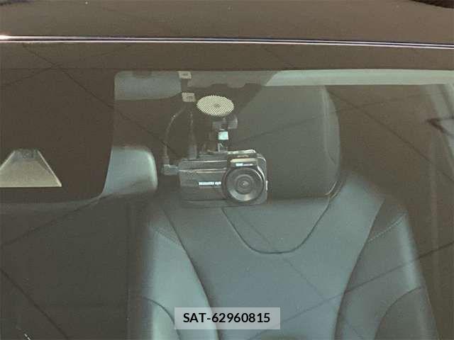 Toyota PRIUS 2021-07 8368138-19