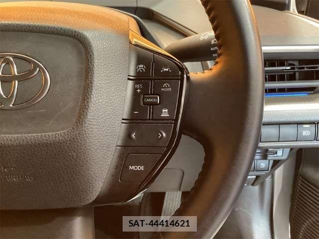 Toyota PRIUS 2023-07 8368133-12