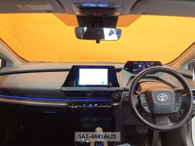 Toyota PRIUS 2023-07 8368133-1