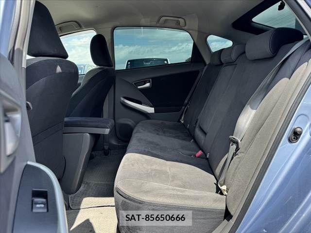 Toyota PRIUS 2011-09 8368195-17